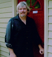 Jeff Taylor
Lead & Harmony Vocals